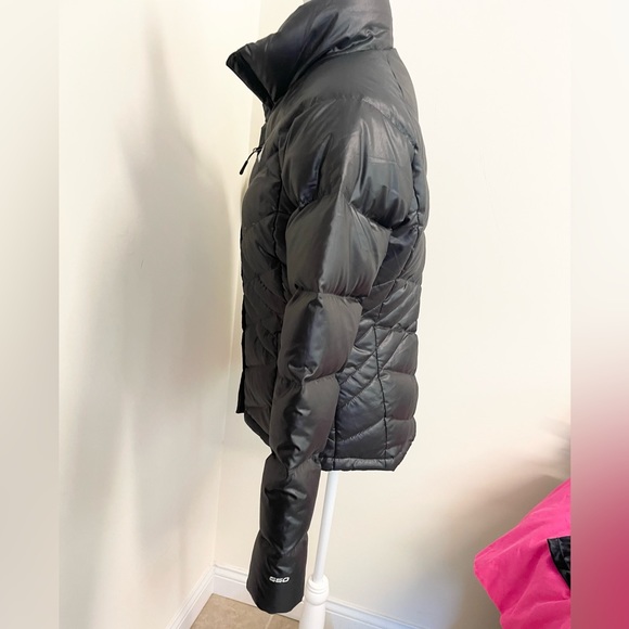 Awesome The North Face 550 puffer jacket! - Picture 8 of 15